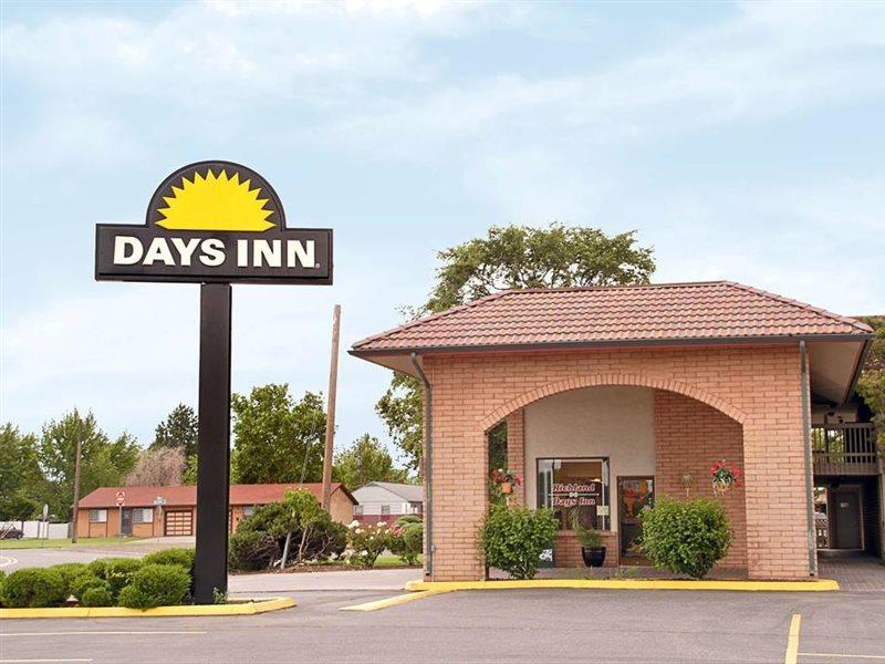 Days Inn By Wyndham Richland Exteriér fotografie